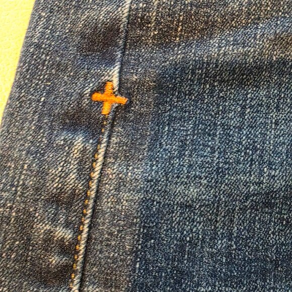 Imogene and Willie Blue Denim Jeans size 33 wide leg preowned great condition - Picture 7 of 10